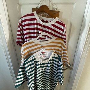 Guess Mens top,  sold as set!